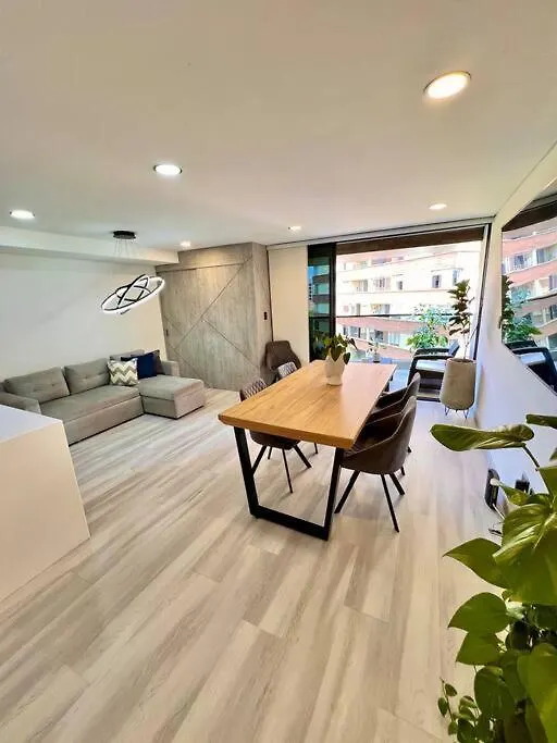 Apartamento Luxurious & Rustic Medellin Apt - Up To 10 People